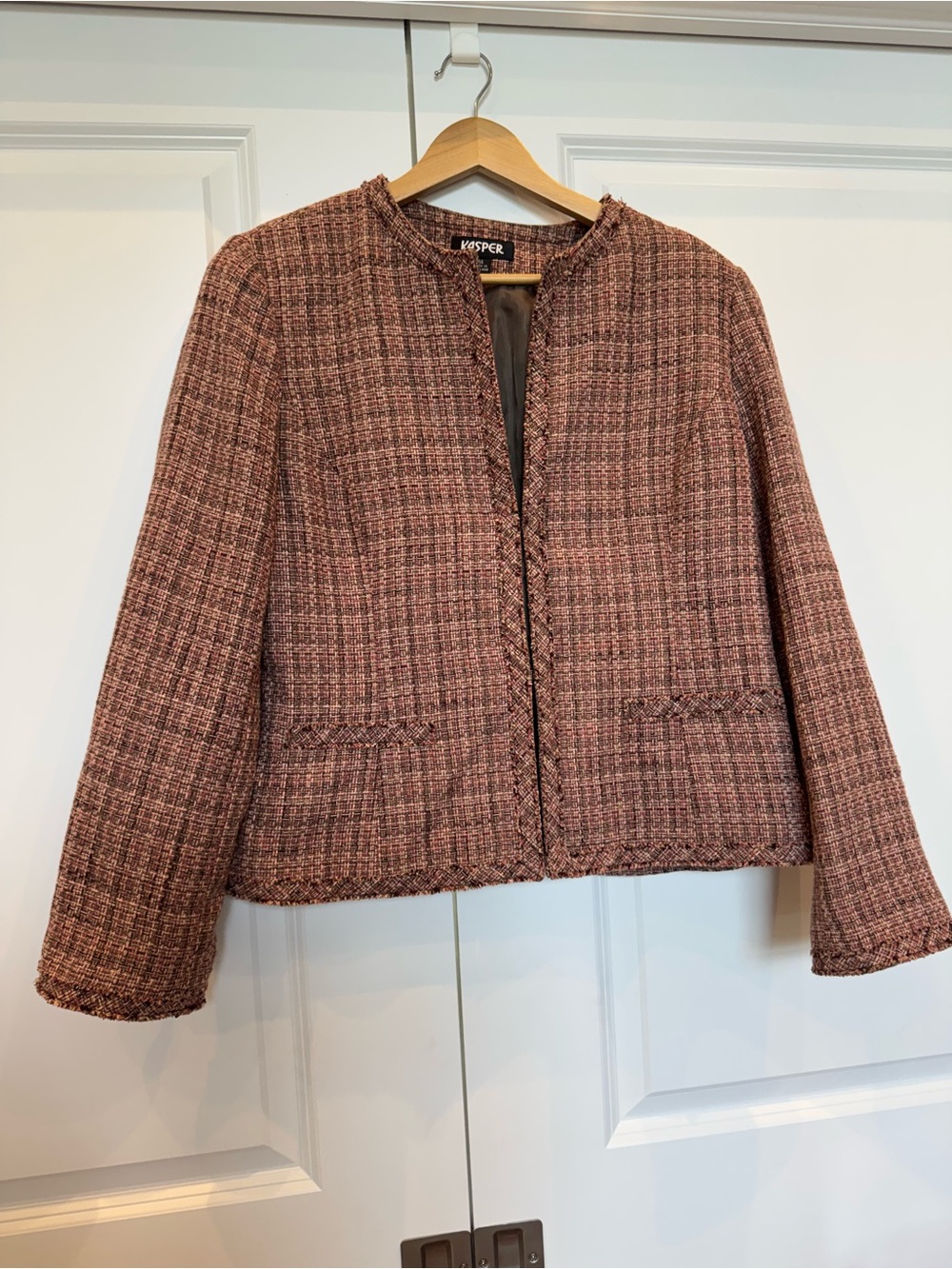 Kasper Vintage 90's Pink Tweed Plaid Suit Jacket Clasp Closure Size 14 Blazer